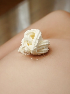 Nice-looking Asian Sexie Is Weared Nice Enough To Munch Pussy Fruit Sunday