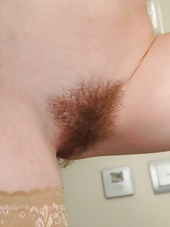 Alice Hairy Girl Leslie