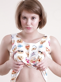 Elza Mia Likes Her Emoji Dress And Is Very Shiny In It