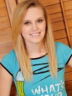 Amanda Free Hairy Pussy Pictures