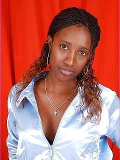 Ebony Babe Spreading