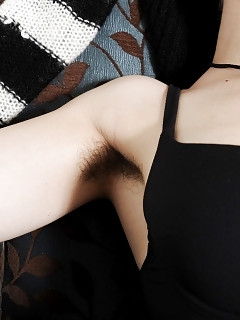 Rhiannon Brunette Babes Hairy