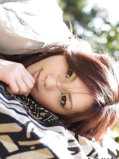 Inviting Asian Bikini Chick Likes Exploring Off Her Dazzling Sexy Figure